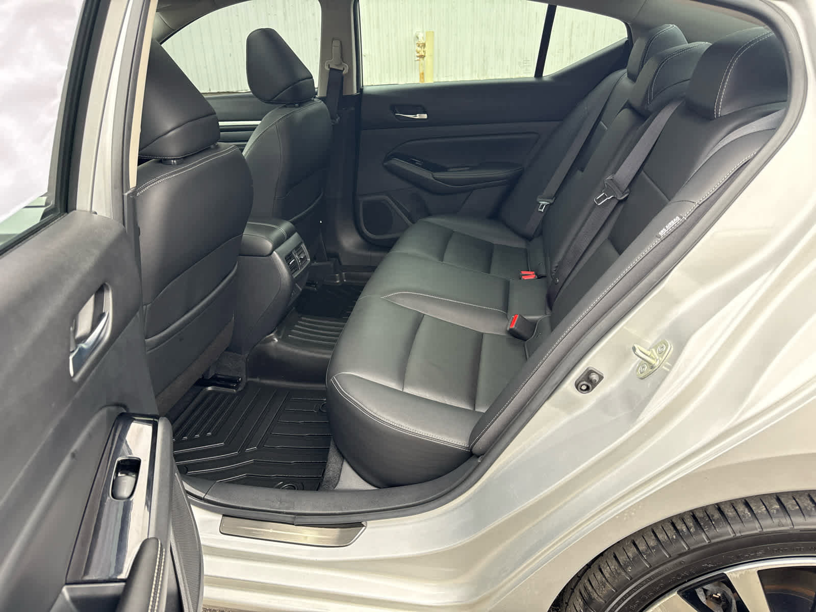 Used 2020 Nissan Altima 2.5 Platinum image 23