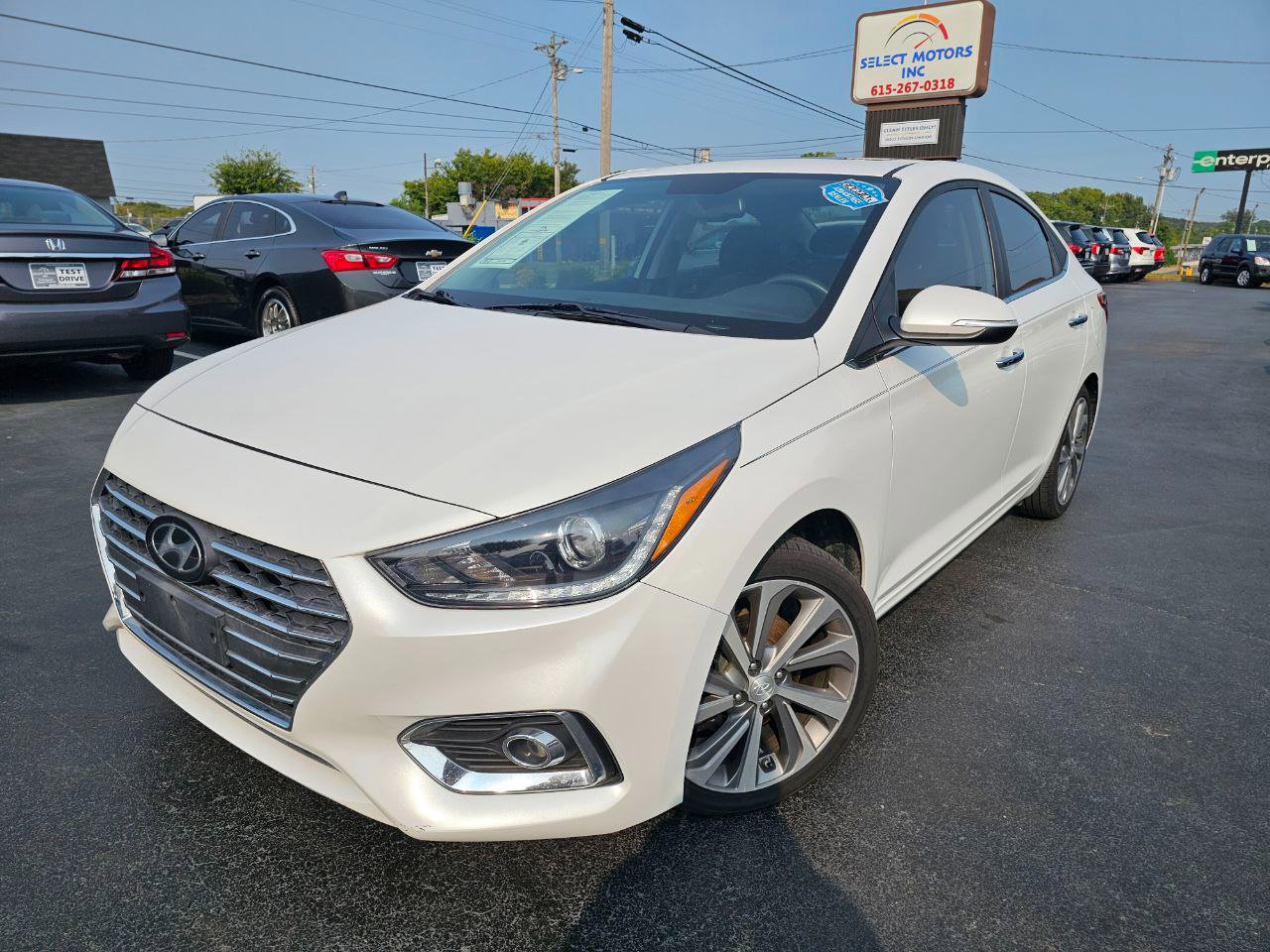 Used 2020 Hyundai Accent Limited image 2