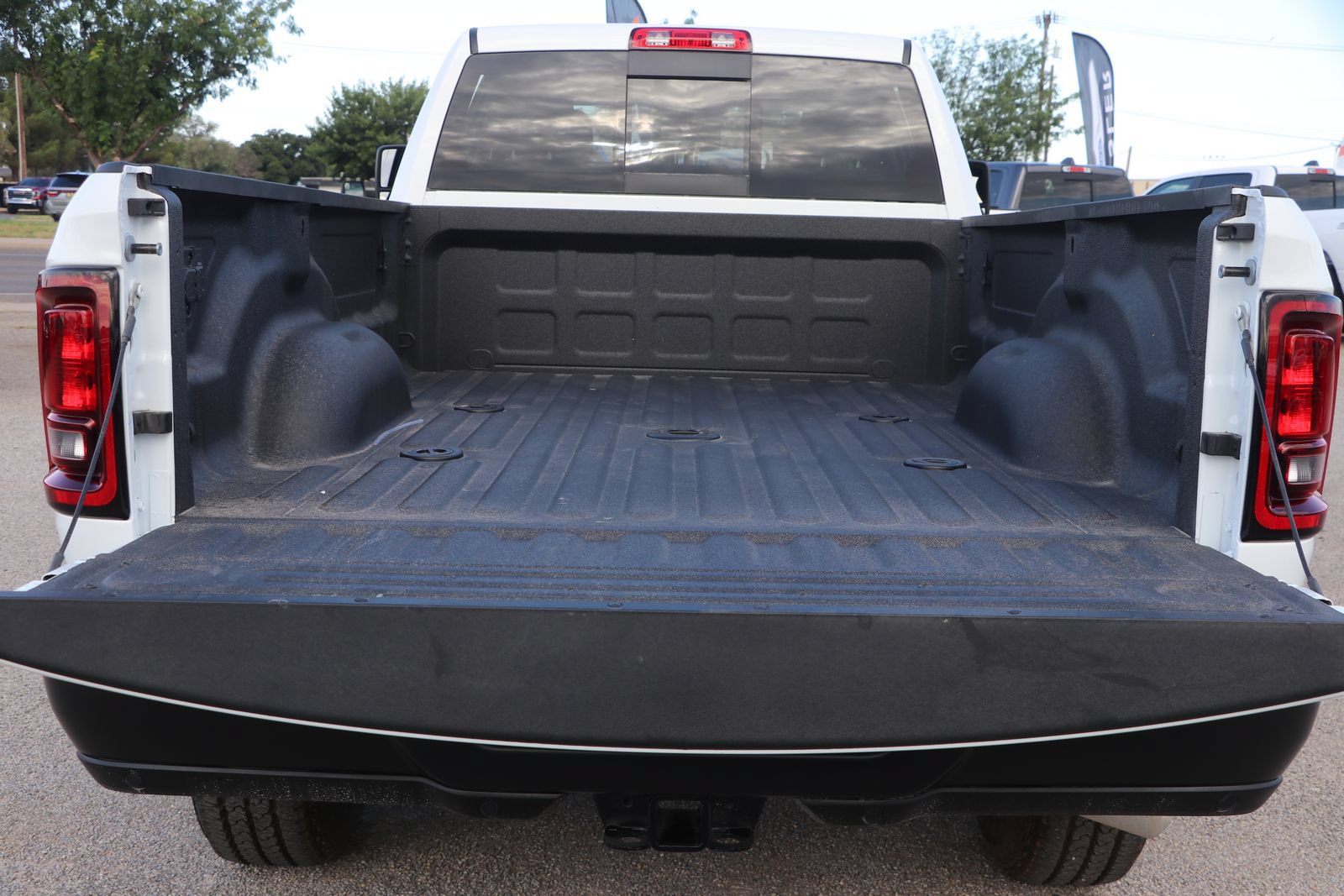 New 2026 RAM 2500 Tradesman AWD/4WD image 29