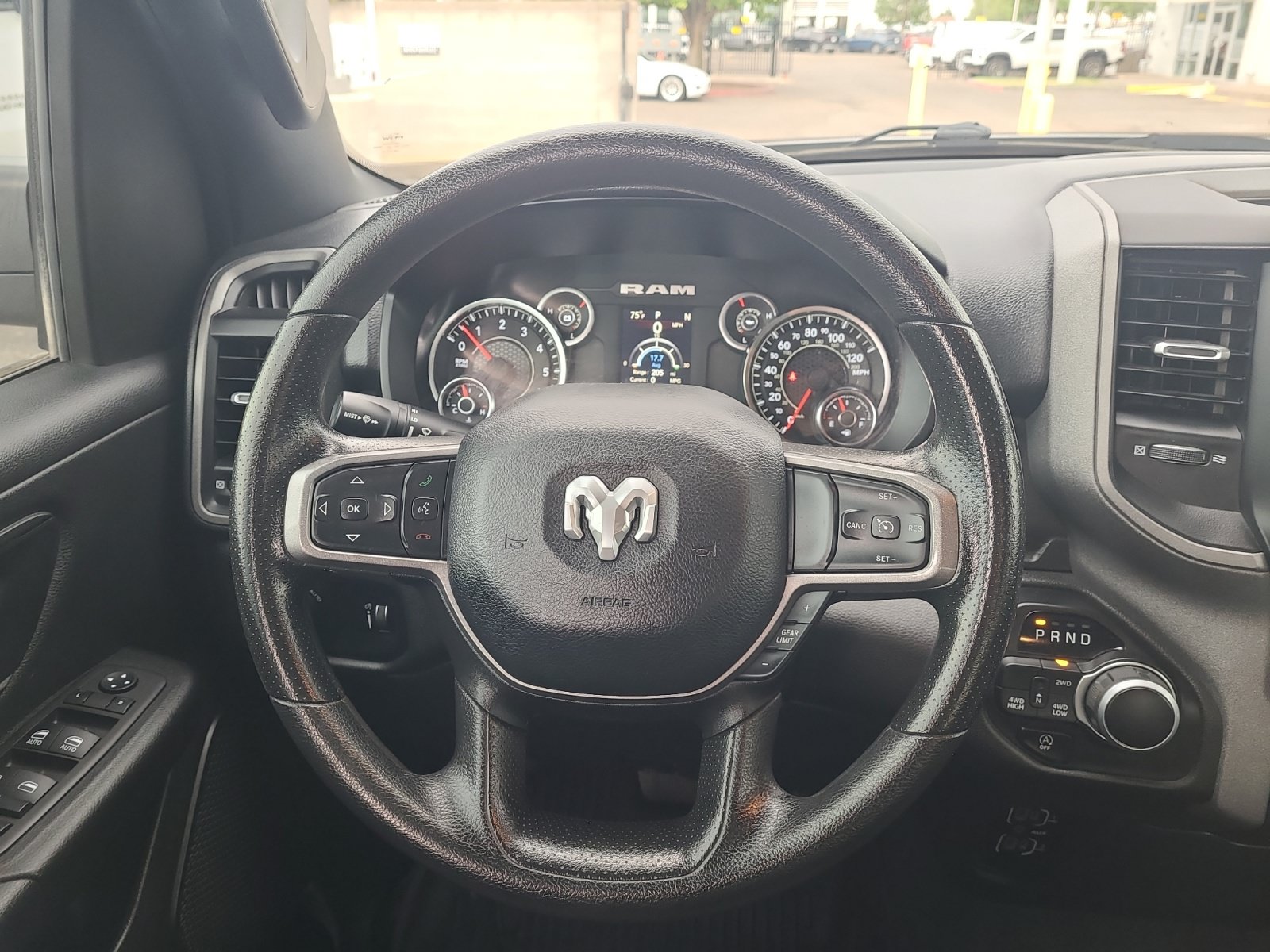 Used 2024 RAM 1500 Tradesman AWD/4WD image 17