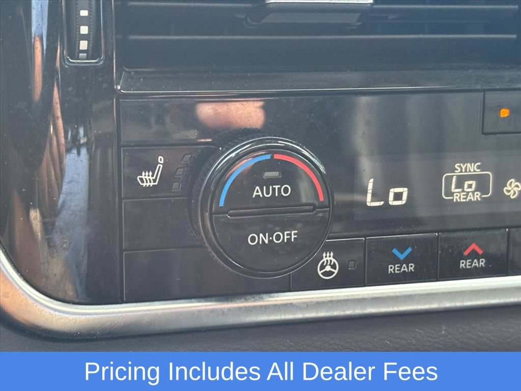 Certified 2021 Nissan Rogue Platinum AWD/4WD image 16