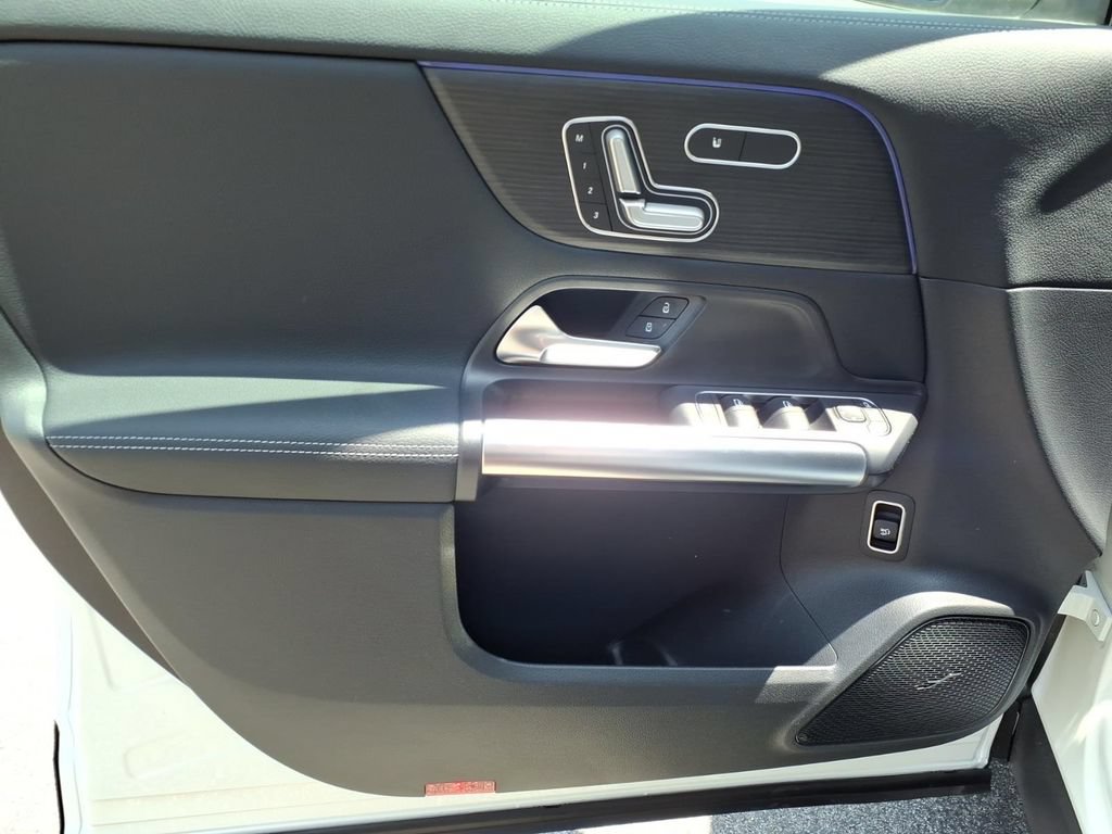 New 2026 Mercedes-Benz GLA 250 4MATIC image 12