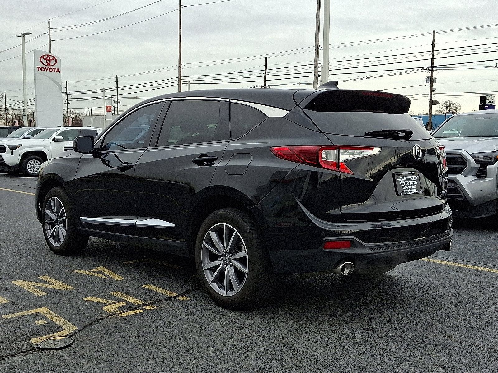 Used 2021 Acura RDX AWD w/ Technology Package image 5