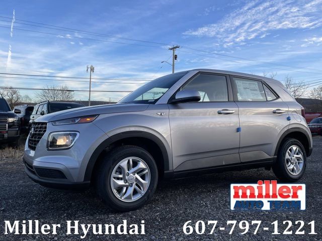 New 2026 Hyundai Venue SE