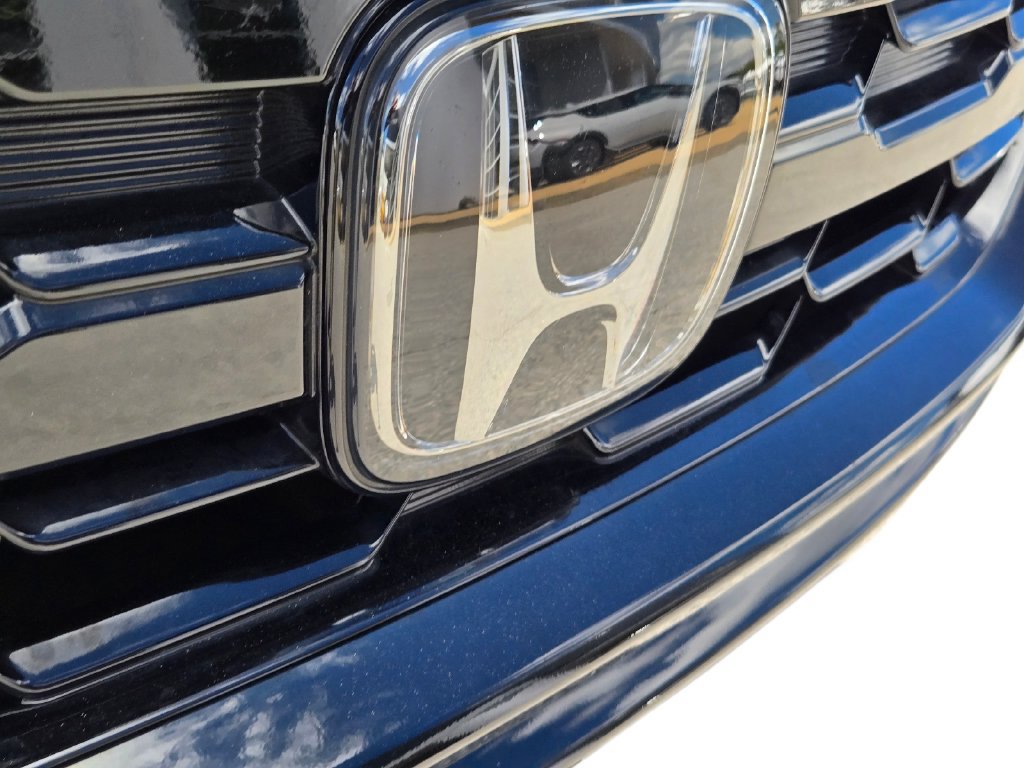 Used 2025 Honda Odyssey Elite image 5