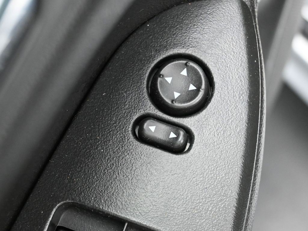 Used 2013 Chevrolet Impala LT w/ LT Sunroof Package image 12