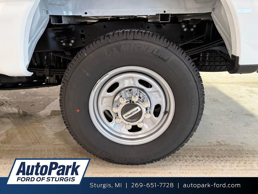 New 2026 Ford F250 XL AWD/4WD image 10