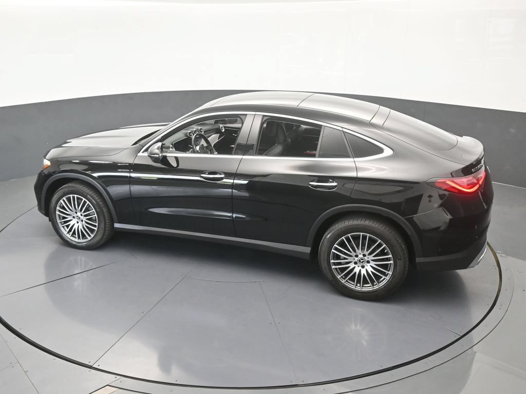 Used 2025 Mercedes-Benz GLC 300 4MATIC image 50