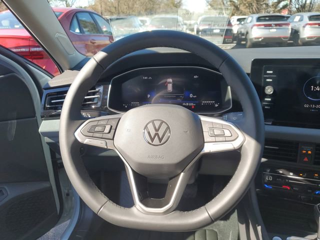 New 2026 Volkswagen Jetta SE FWD image 25