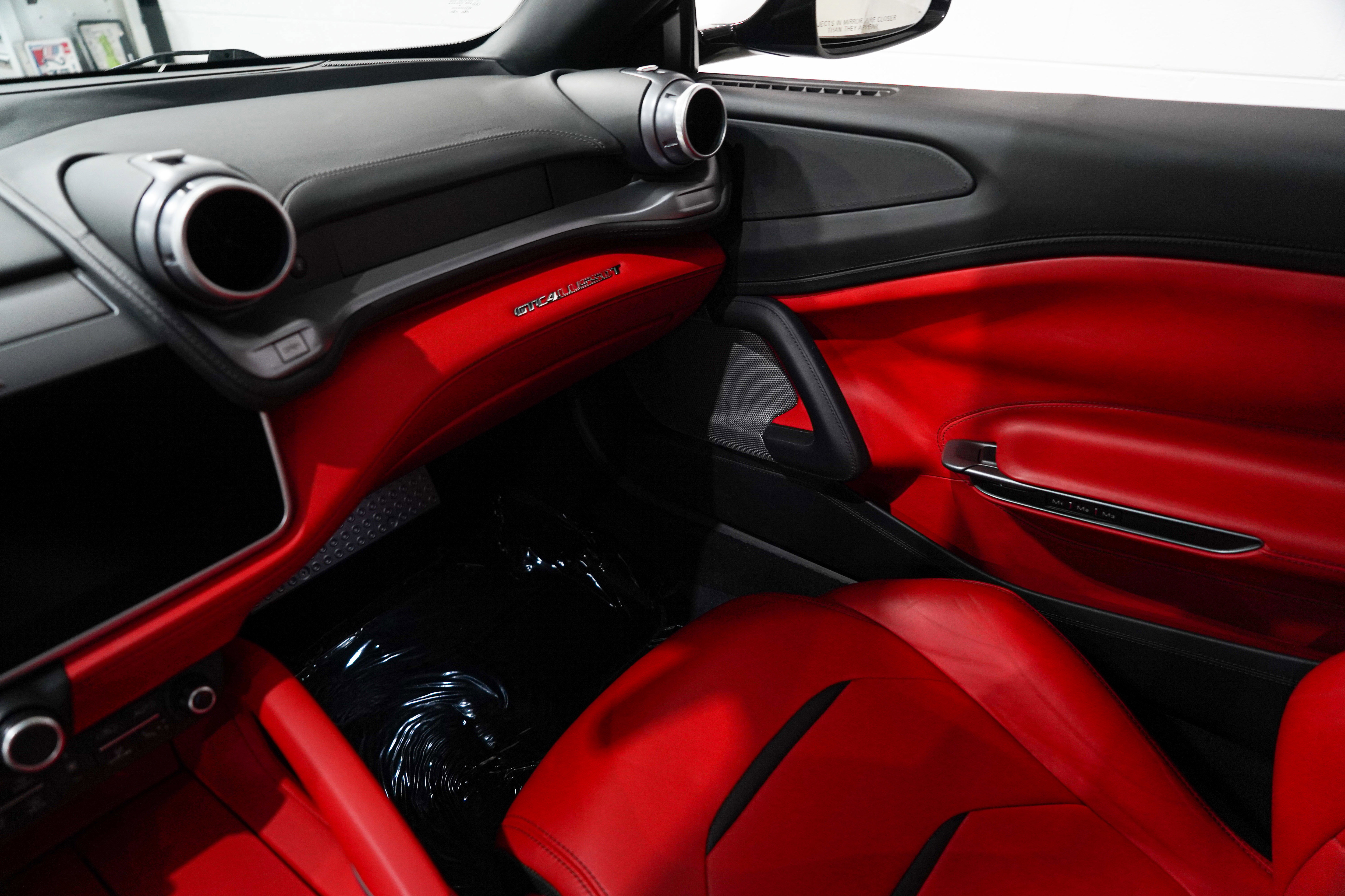Used 2018 Ferrari GTC4Lusso T RWD image 13