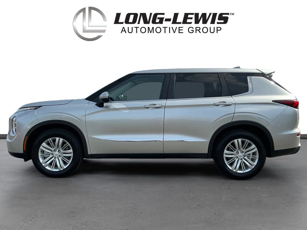 Used 2022 Mitsubishi Outlander ES video 2