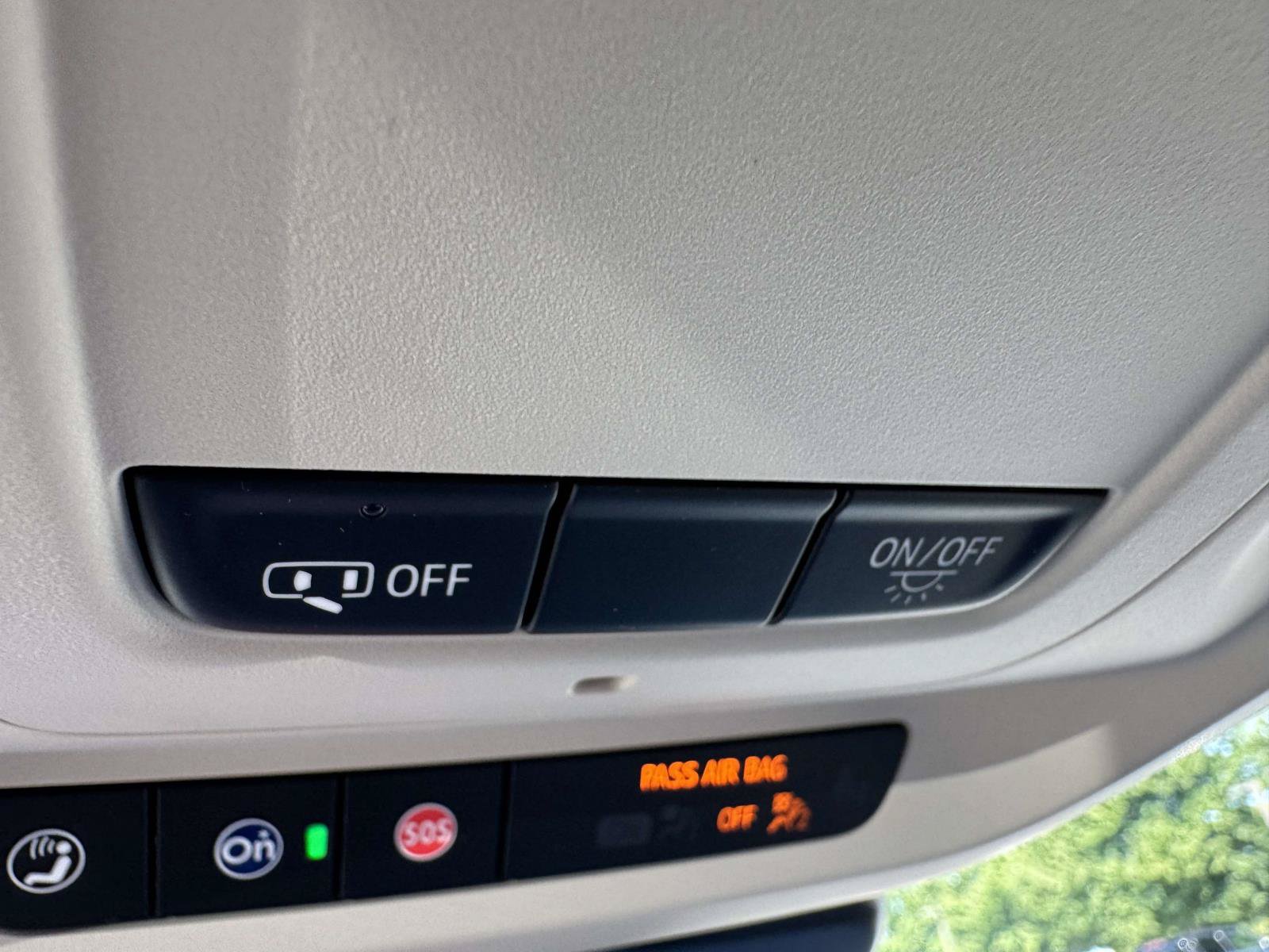 Used 2023 Buick Envision Preferred AWD/4WD image 36
