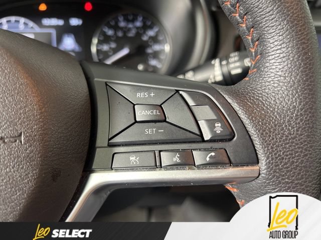 Used 2023 Nissan Kicks SR w/ SR Premium Package FWD image 19