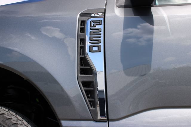 Used 2026 Ford F250 XLT AWD/4WD image 19