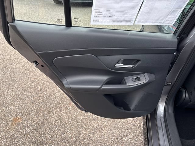 Used 2026 Nissan Sentra SR w/ Floor Mat Package FWD image 18