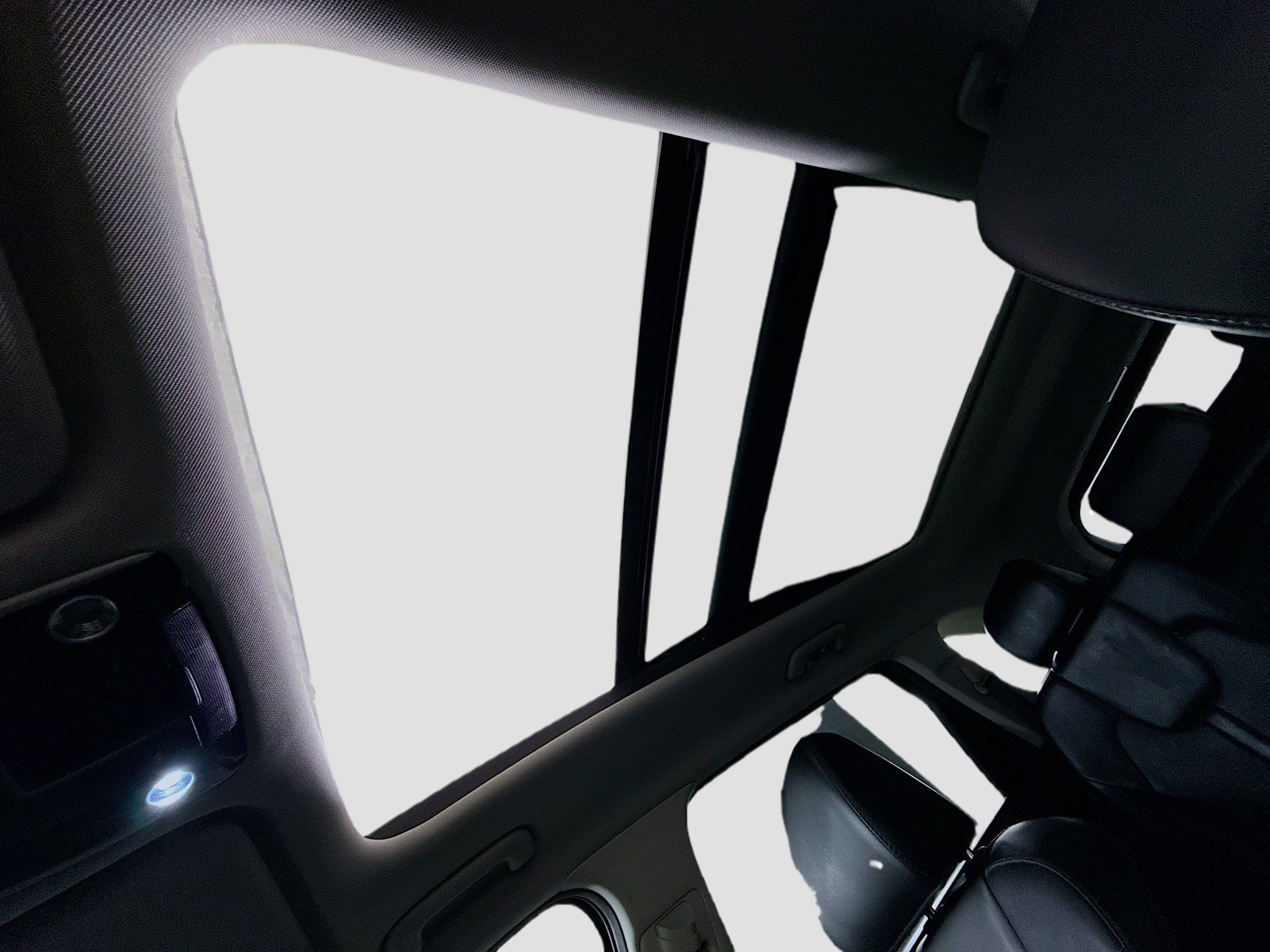 Used 2025 Kia Sorento S w/ Panoramic Sunroof Package FWD image 41