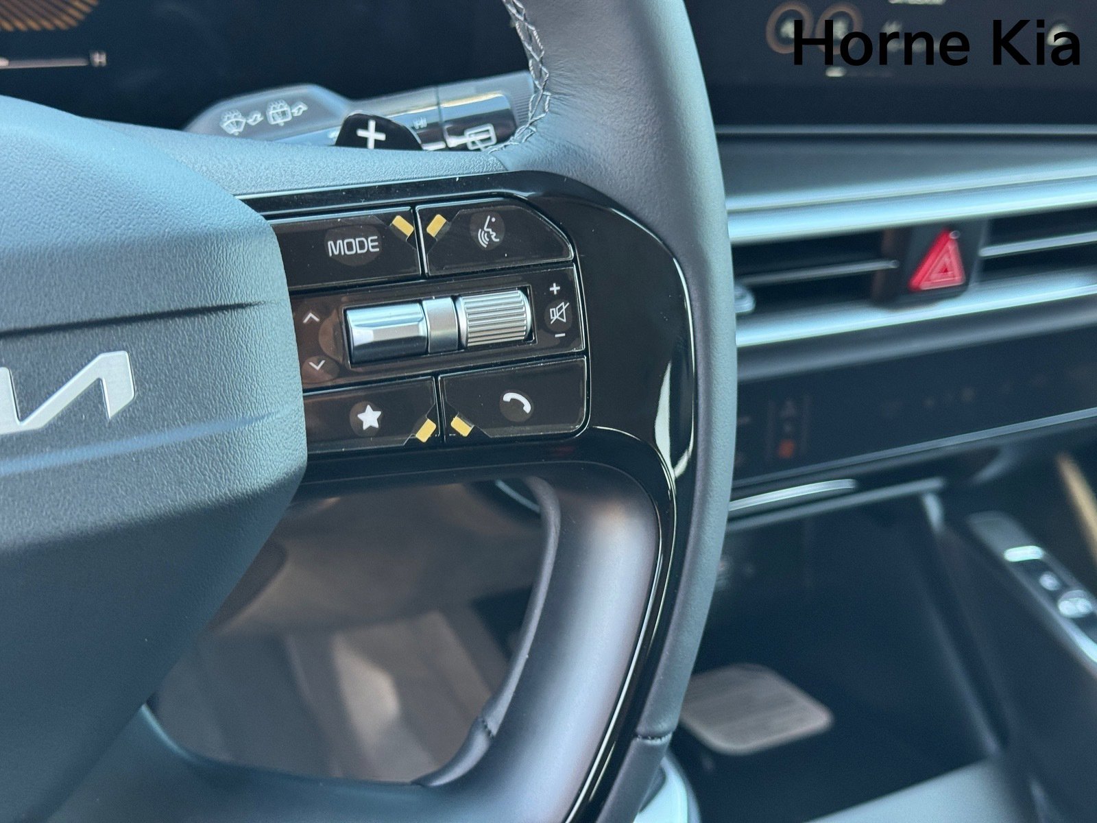 New 2026 Kia Sorento EX image 19