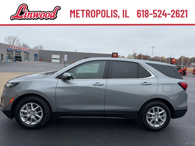 Used 2024 Chevrolet Equinox LT image 3