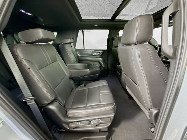 Used 2023 Chevrolet Tahoe RST w/ Luxury Package AWD/4WD image 31