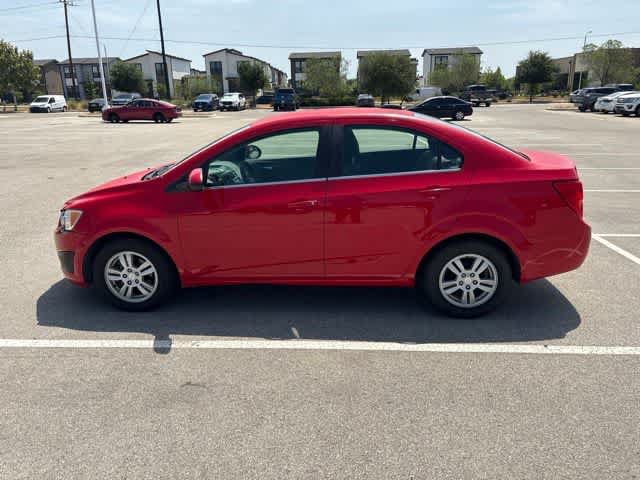 Used 2015 Chevrolet Sonic LT FWD image 2