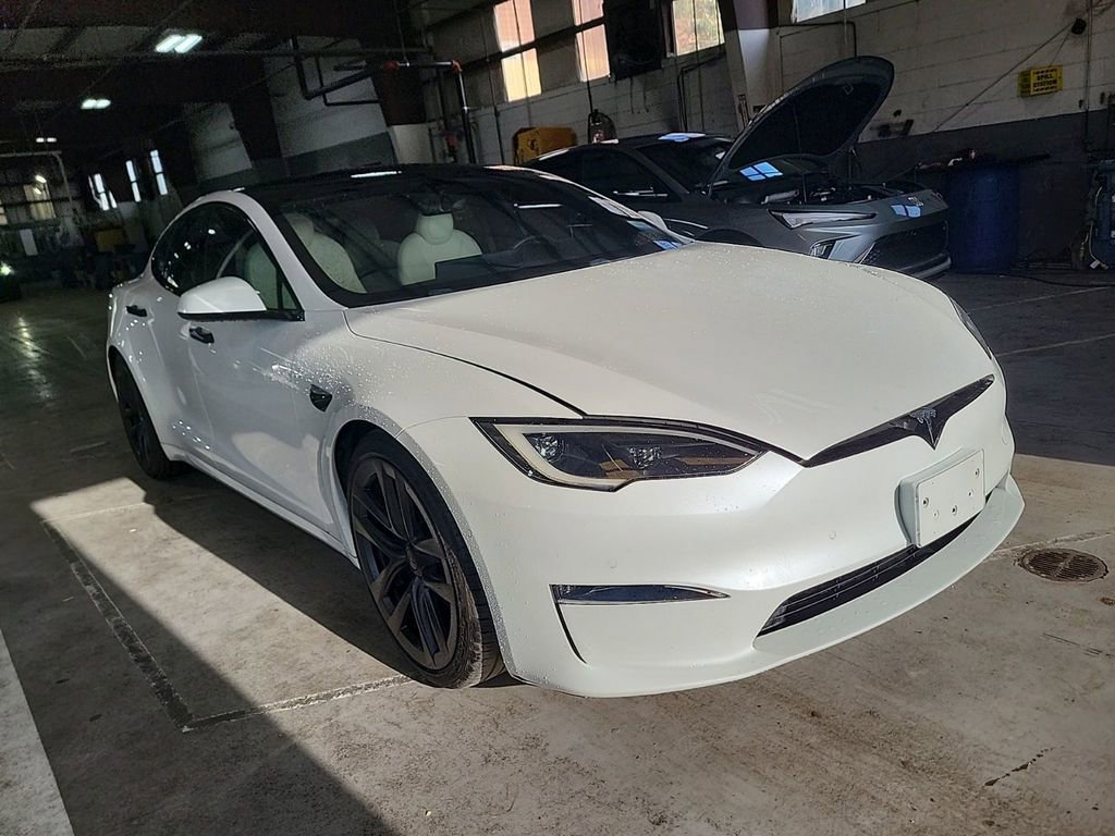 Used 2023 Tesla Model S Standard Range AWD/4WD image 3