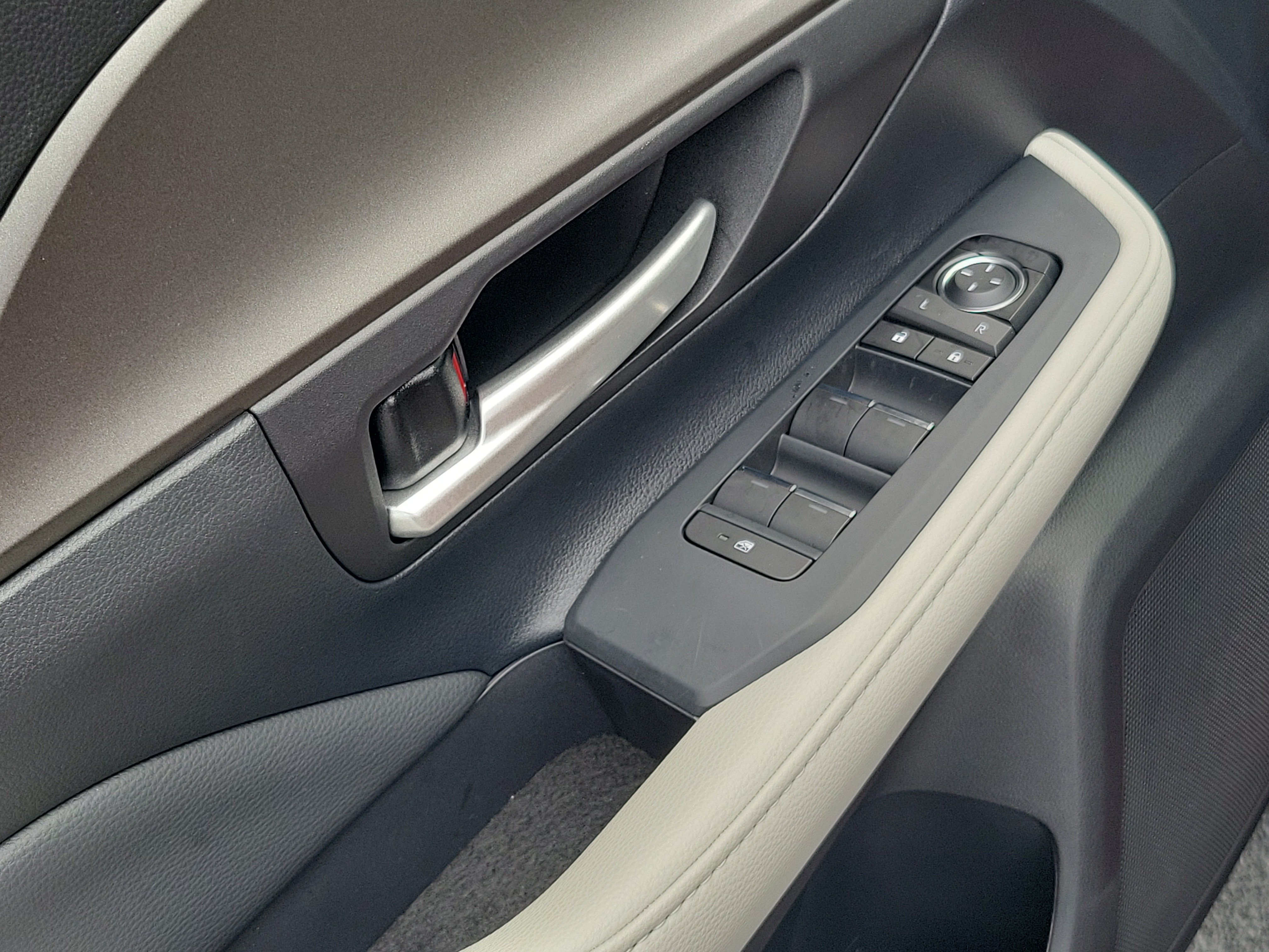 New 2026 Toyota Grand Highlander AWD image 21