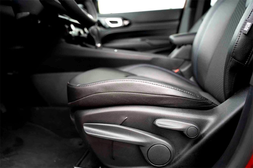 New 2026 Jeep Compass Latitude image 11