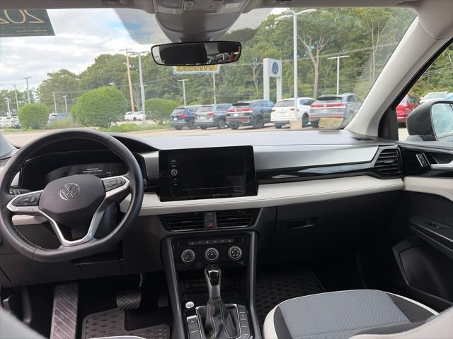Used 2025 Volkswagen Taos S AWD/4WD image 18