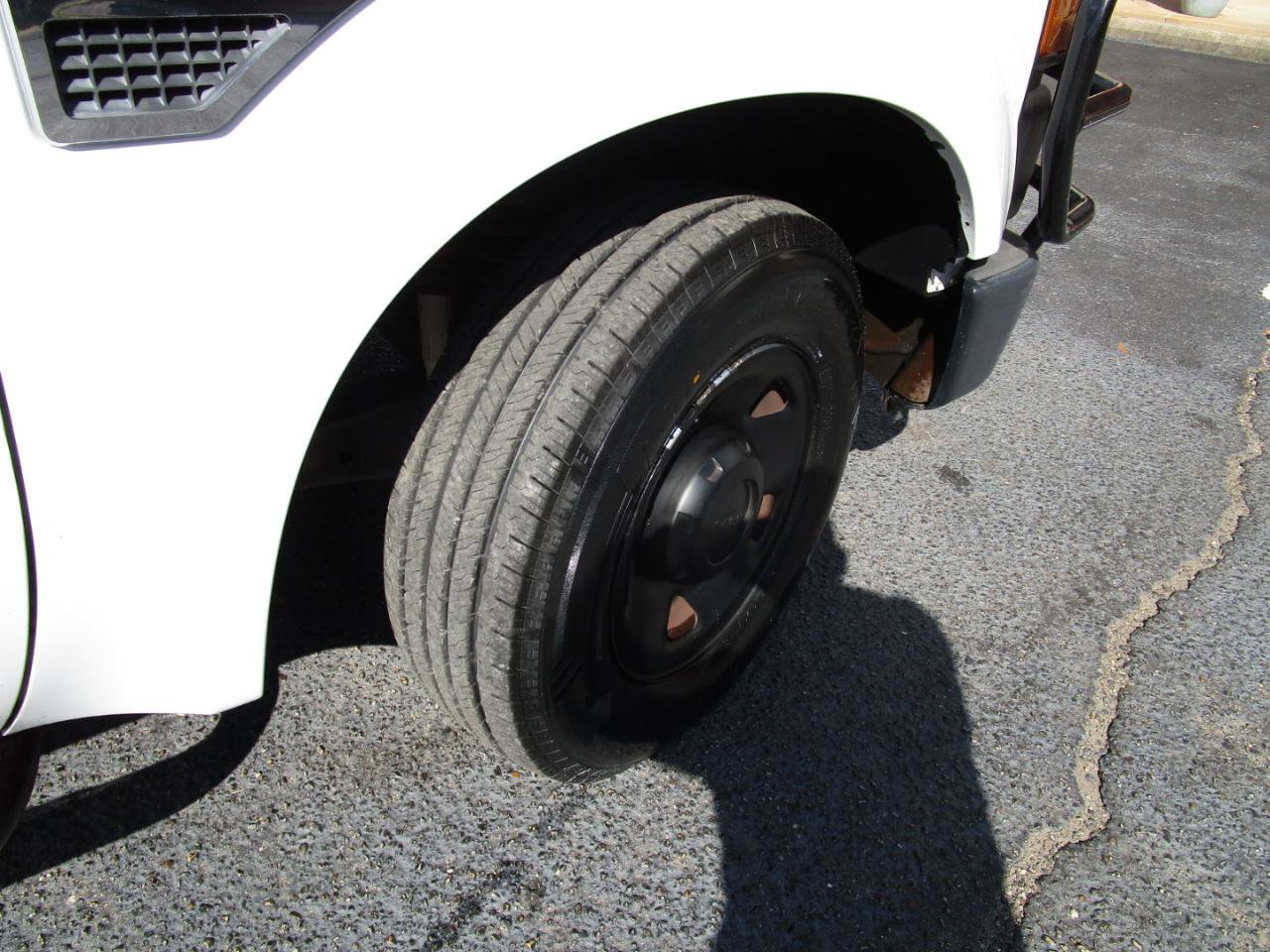 Used 2008 Ford F250 XL RWD image 25