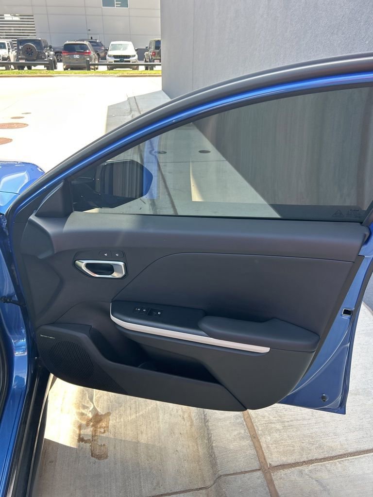 Used 2025 Kia K4 GT-Line w/ GT-Line Premium Package image 15