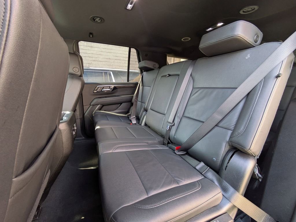 Used 2025 Chevrolet Tahoe LT image 27