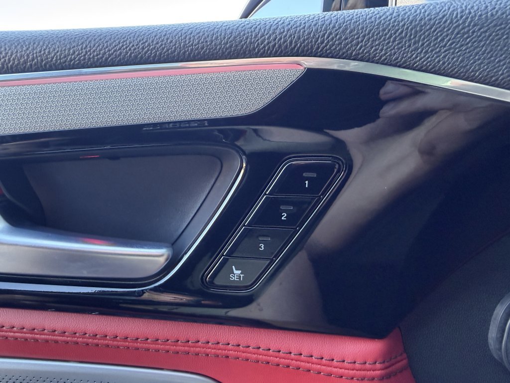 Used 2025 Acura MDX A-Spec image 30