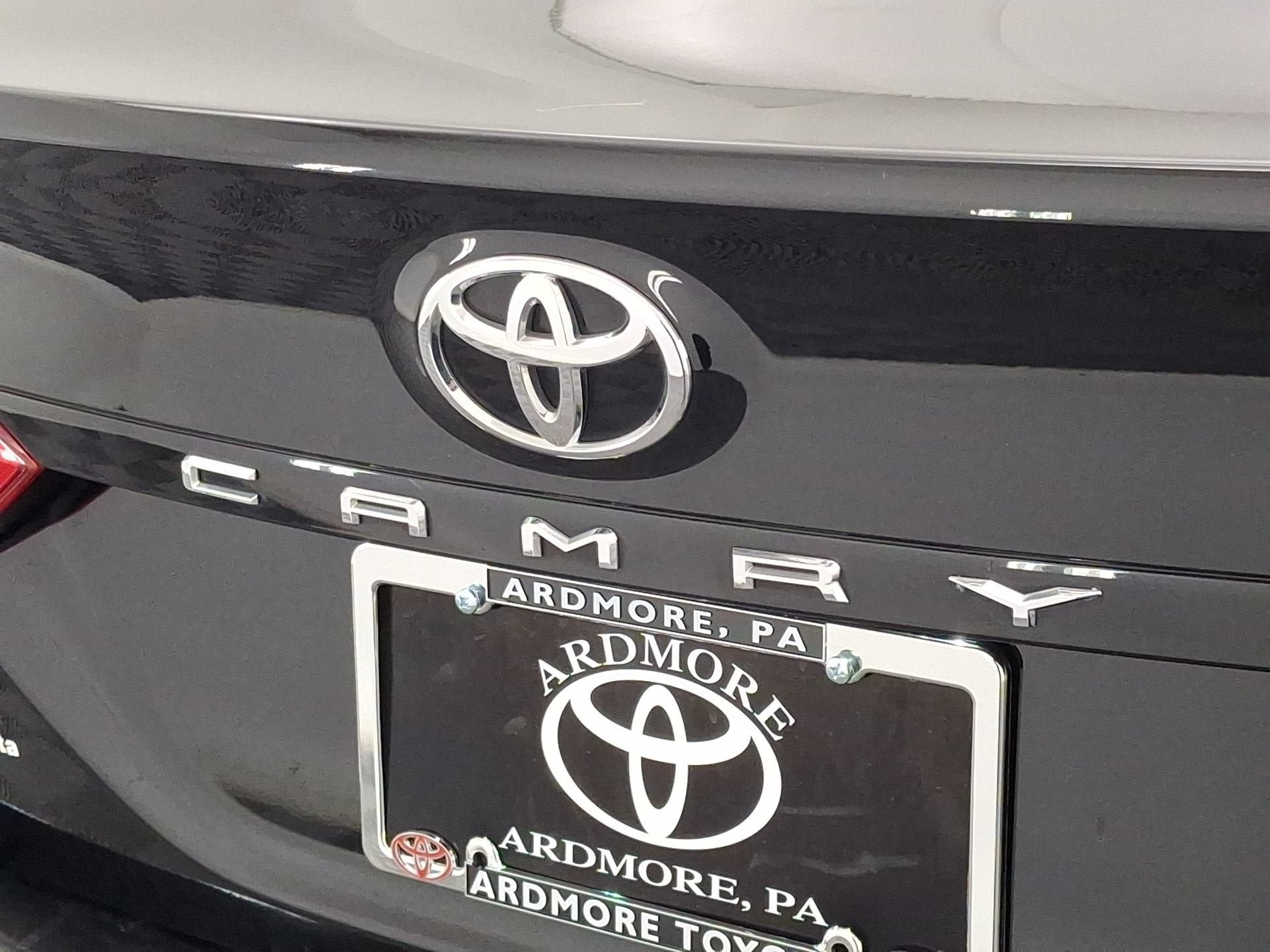 Used 2020 Toyota Camry LE FWD image 23
