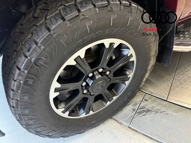 Used 2024 RAM 3500 Limited AWD/4WD image 5