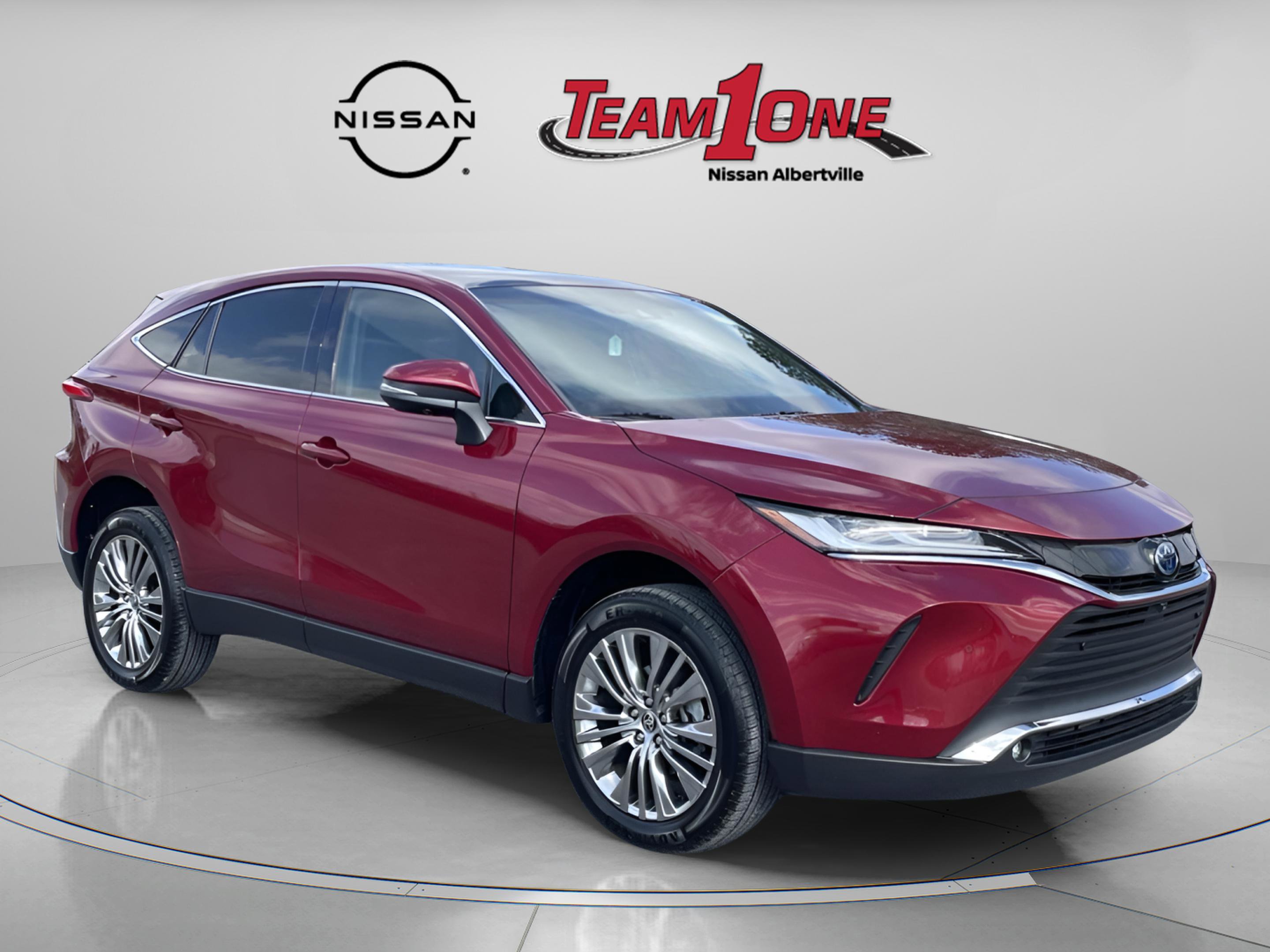 Used 2024 Toyota Venza Limited video 1