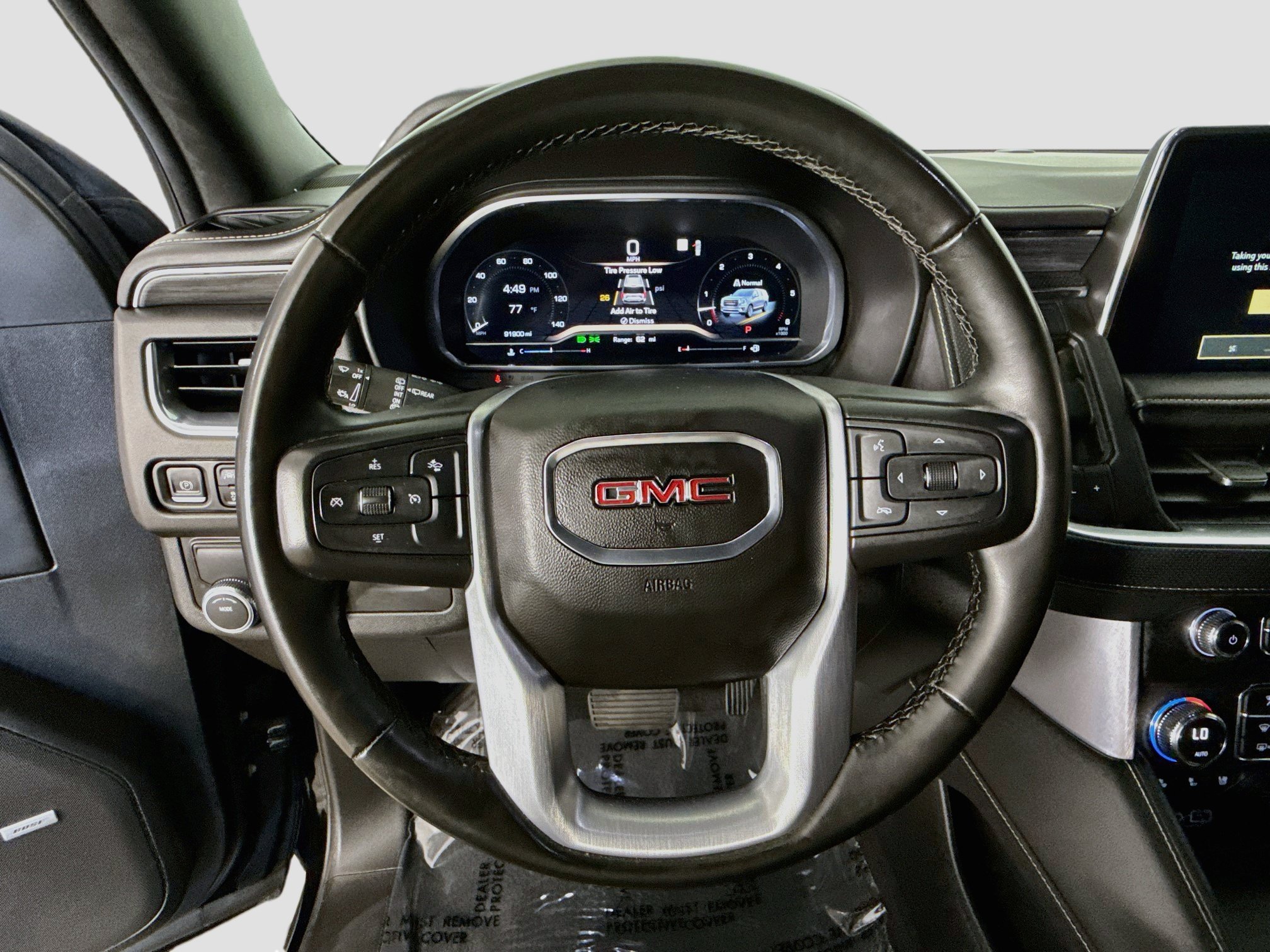 Used 2023 GMC Yukon XL SLT RWD image 13