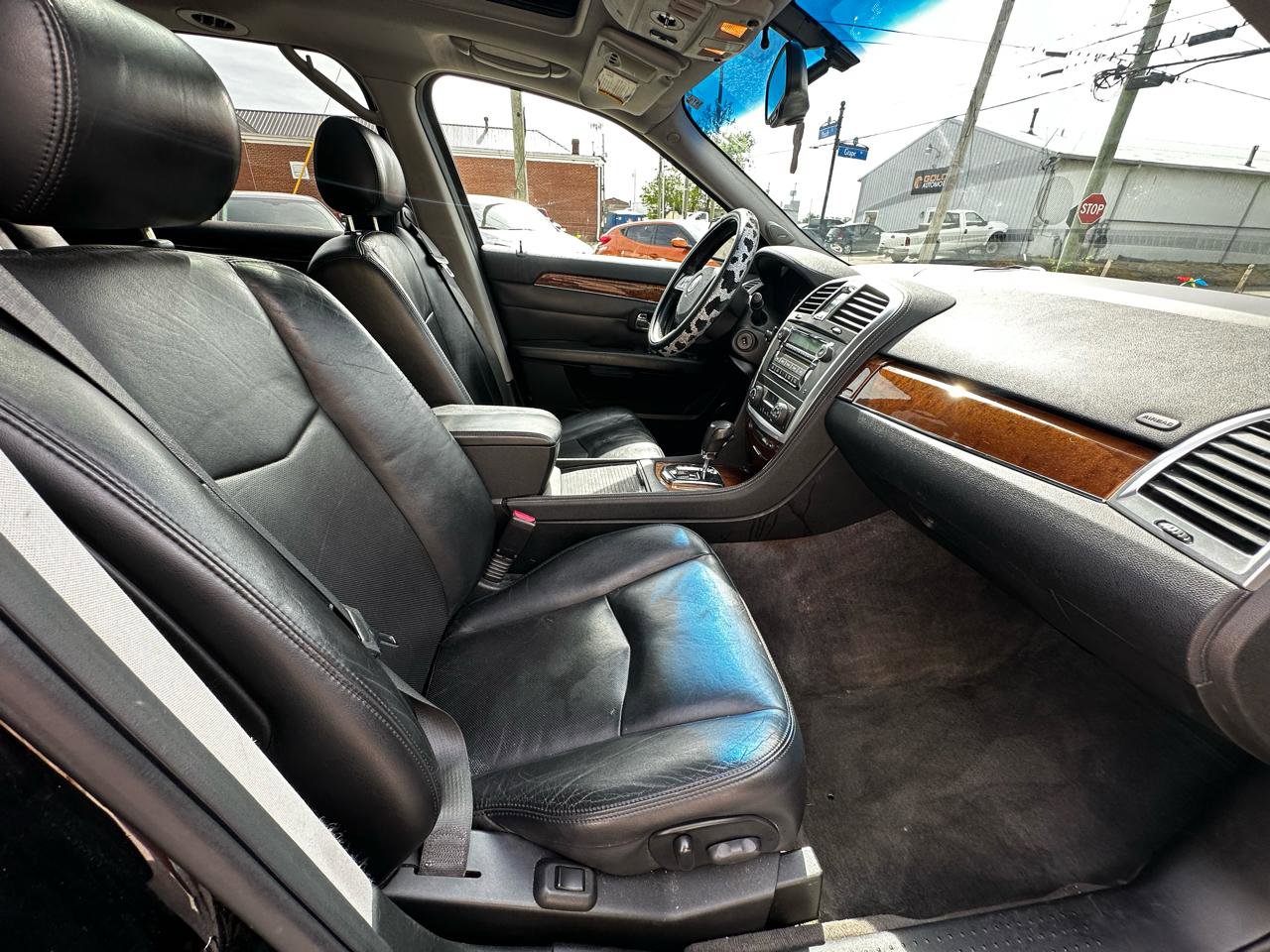 Used 2009 Cadillac SRX AWD w/ Third Row Seating Package image 12