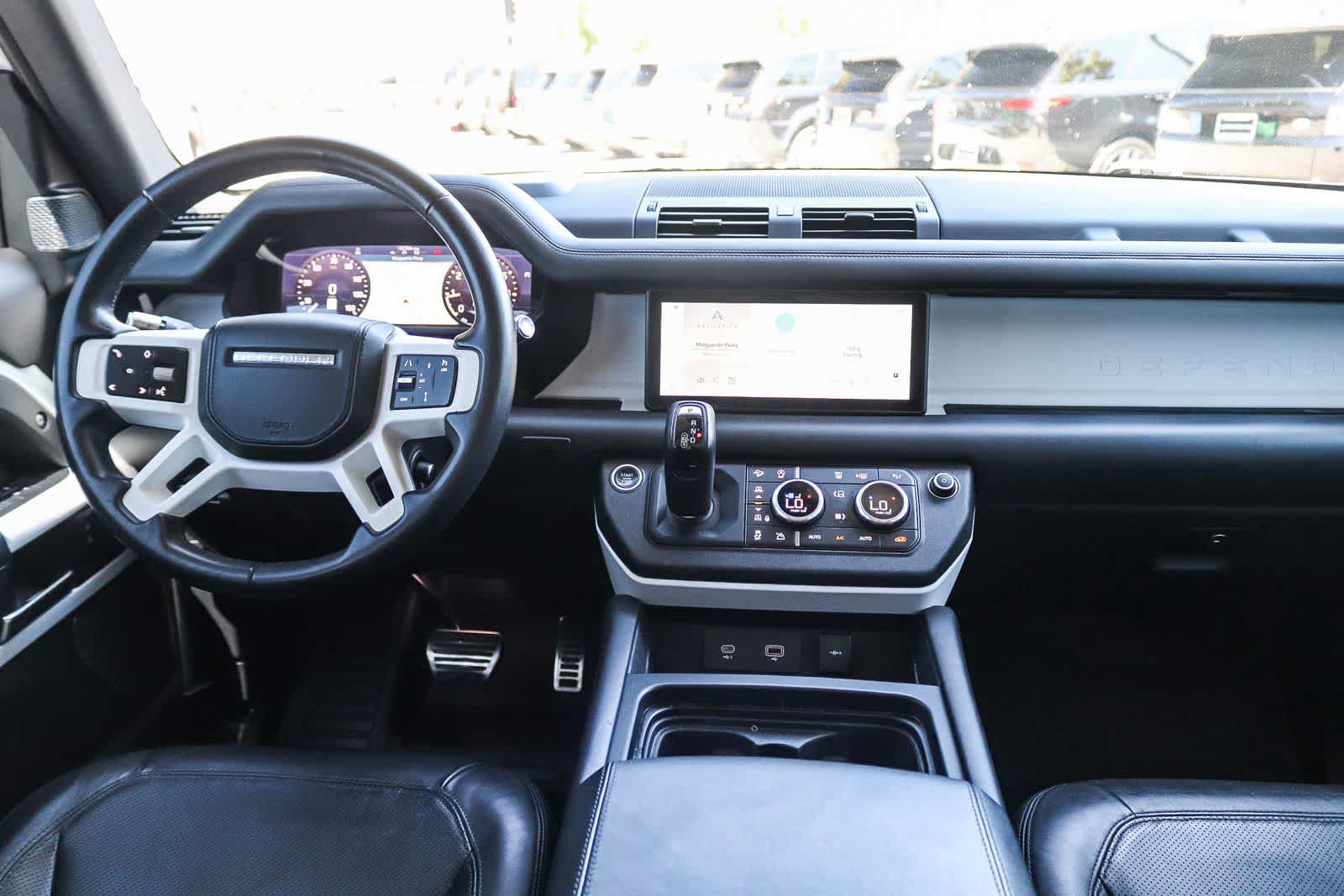 Used 2020 Land Rover Defender 110 HSE AWD/4WD image 18