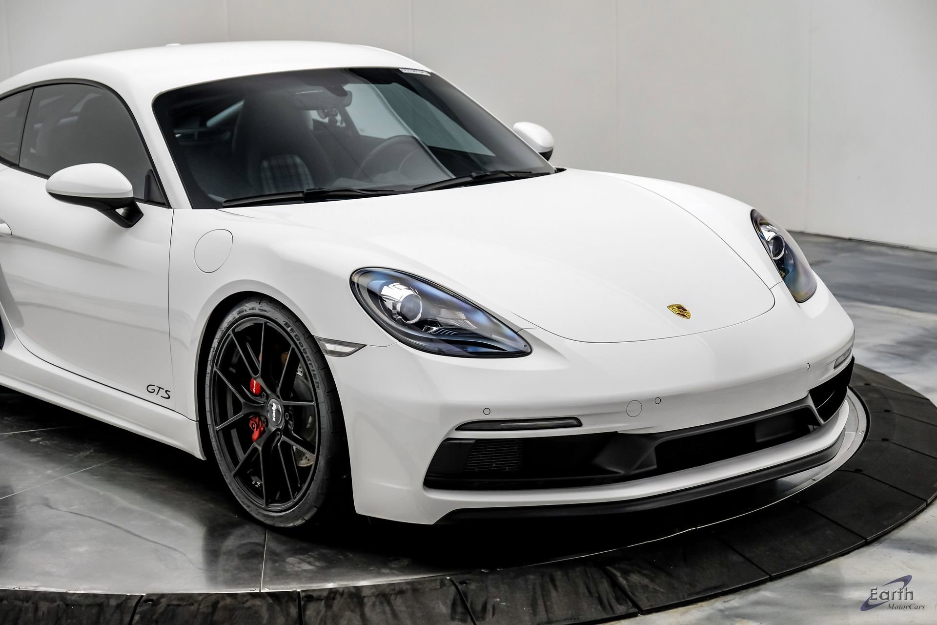 Used 2019 Porsche 718 Cayman GTS RWD image 30