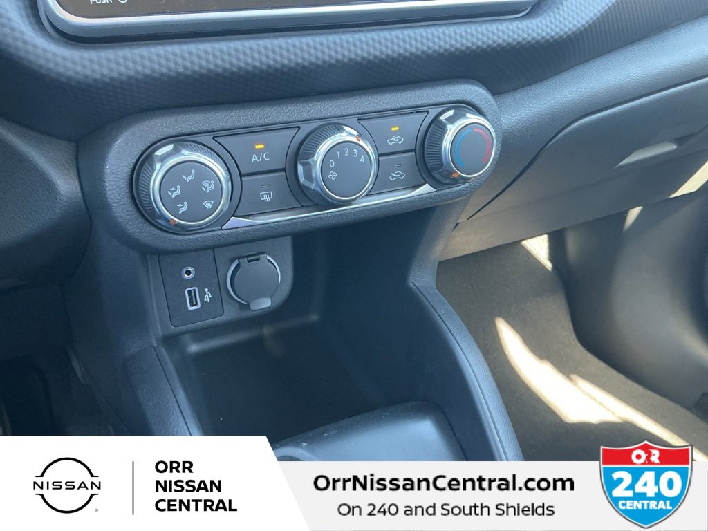 New 2025 Nissan Kicks Play S image 23