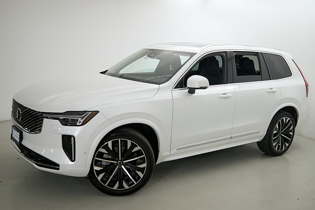 New 2026 Volvo XC90 B6 Plus w/ Protection Package AWD/4WD image 3