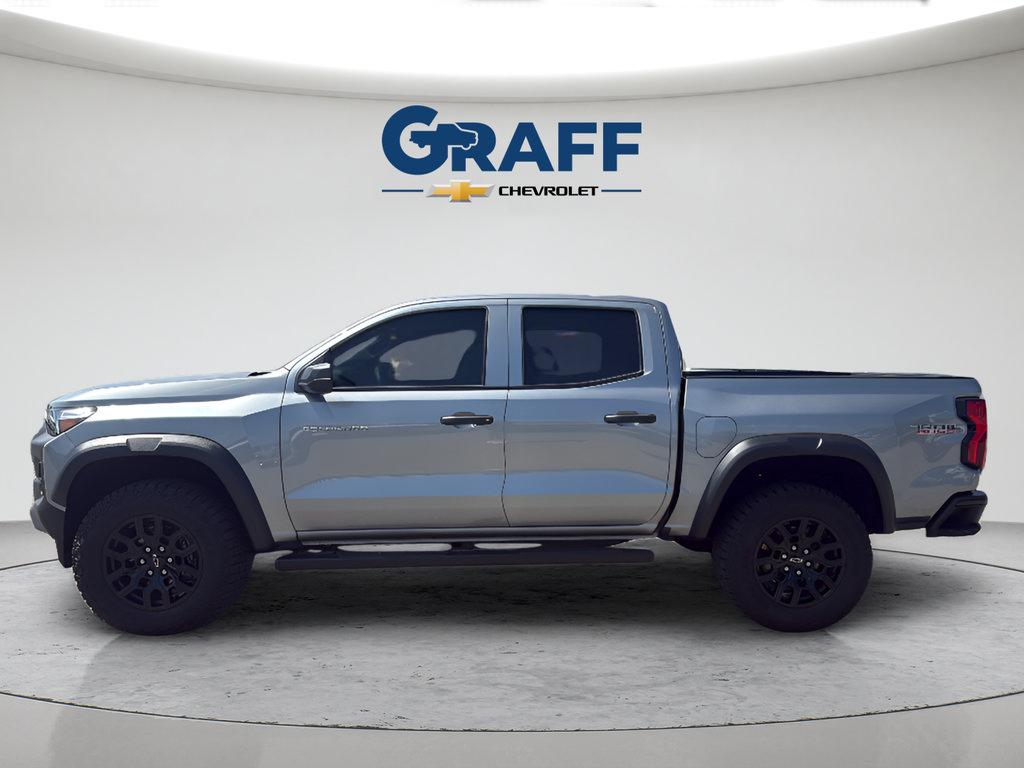 Used 2024 Chevrolet Colorado Trail Boss AWD/4WD image 3