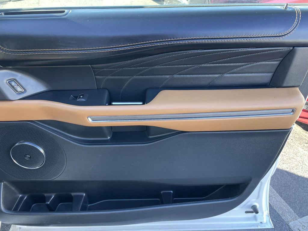 Used 2022 Ford Expedition Max Platinum image 48