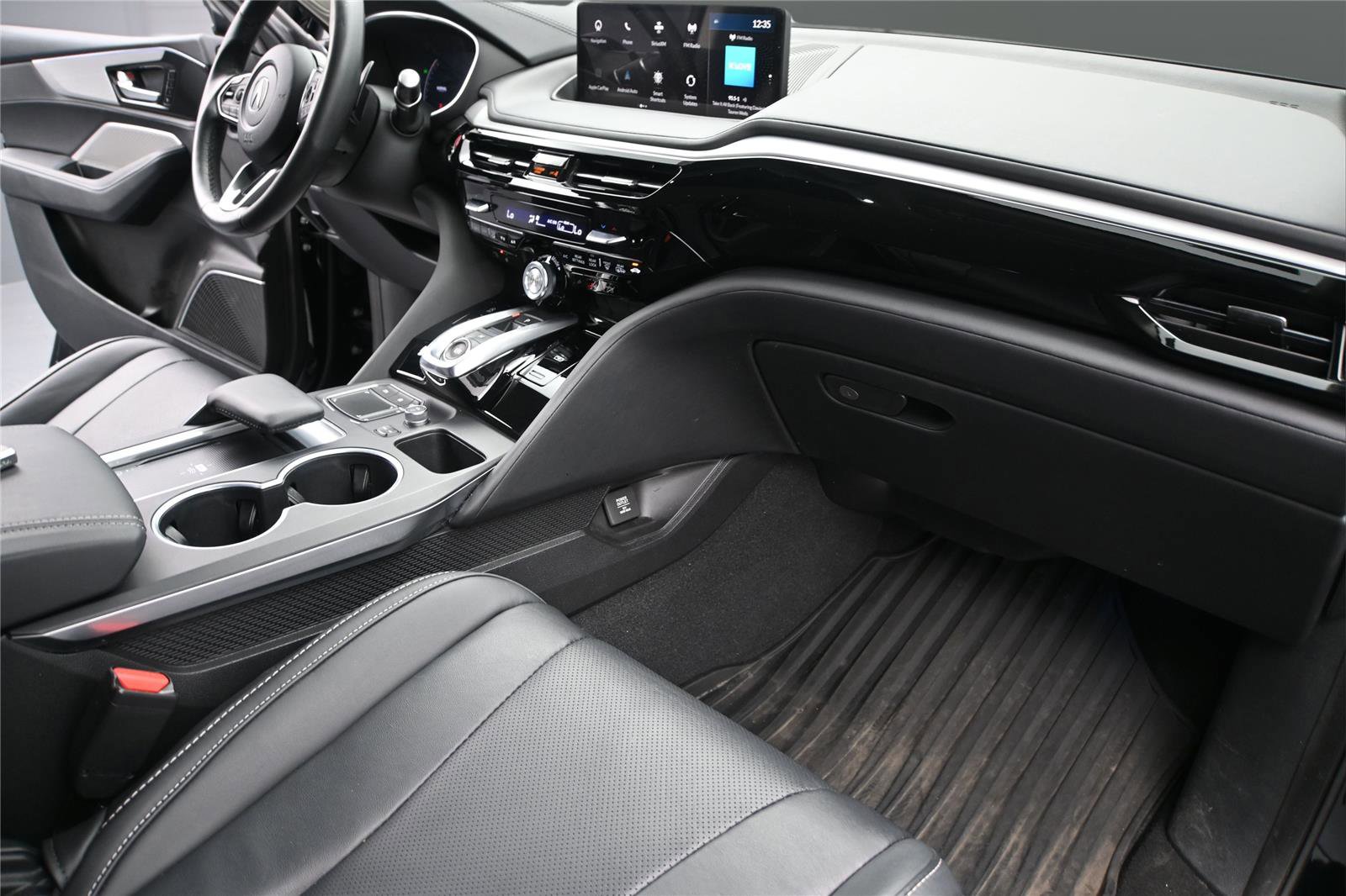 Certified 2024 Acura MDX SH-AWD w/ Technology Package image 13