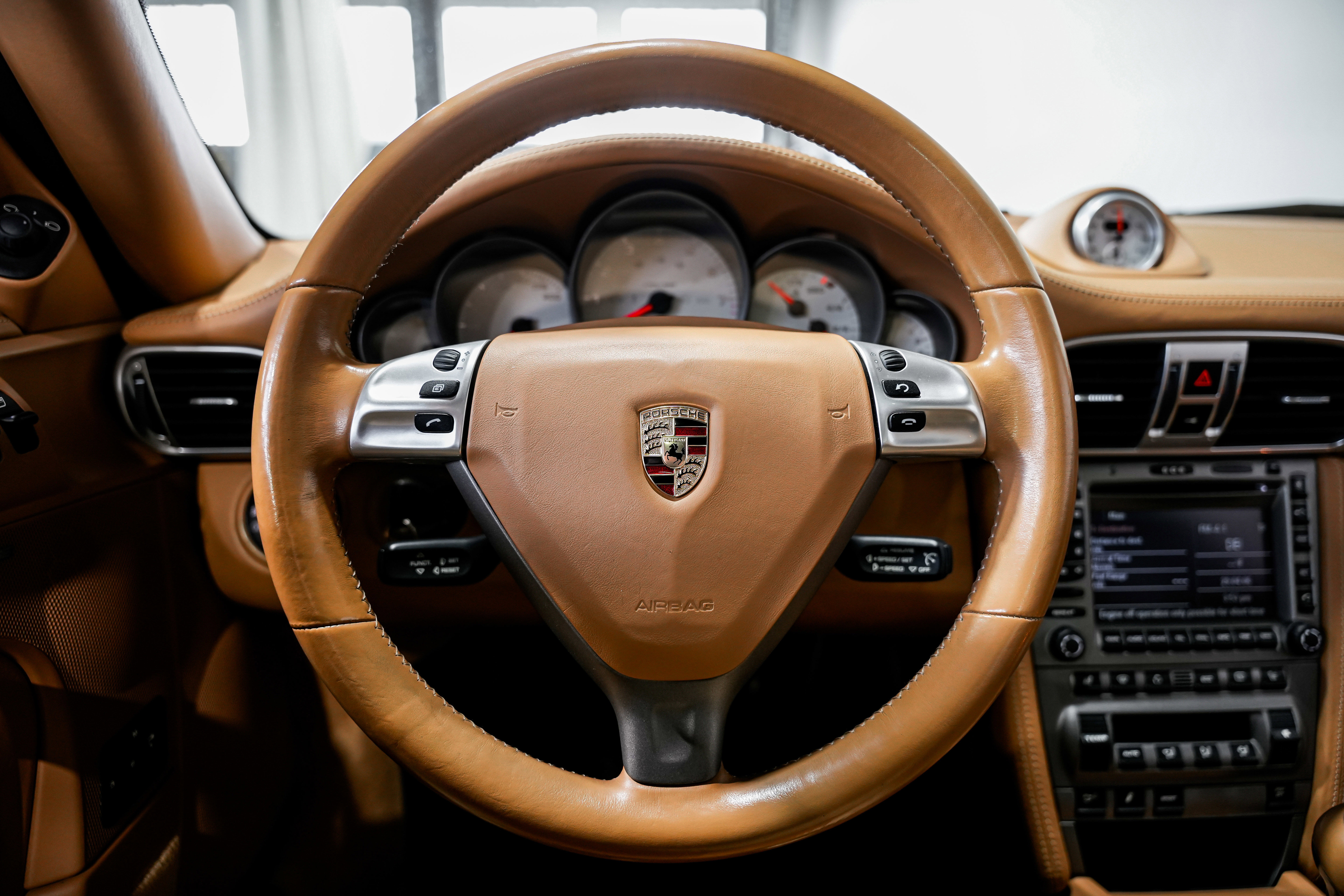 Used 2007 Porsche 911 Targa 4S image 10