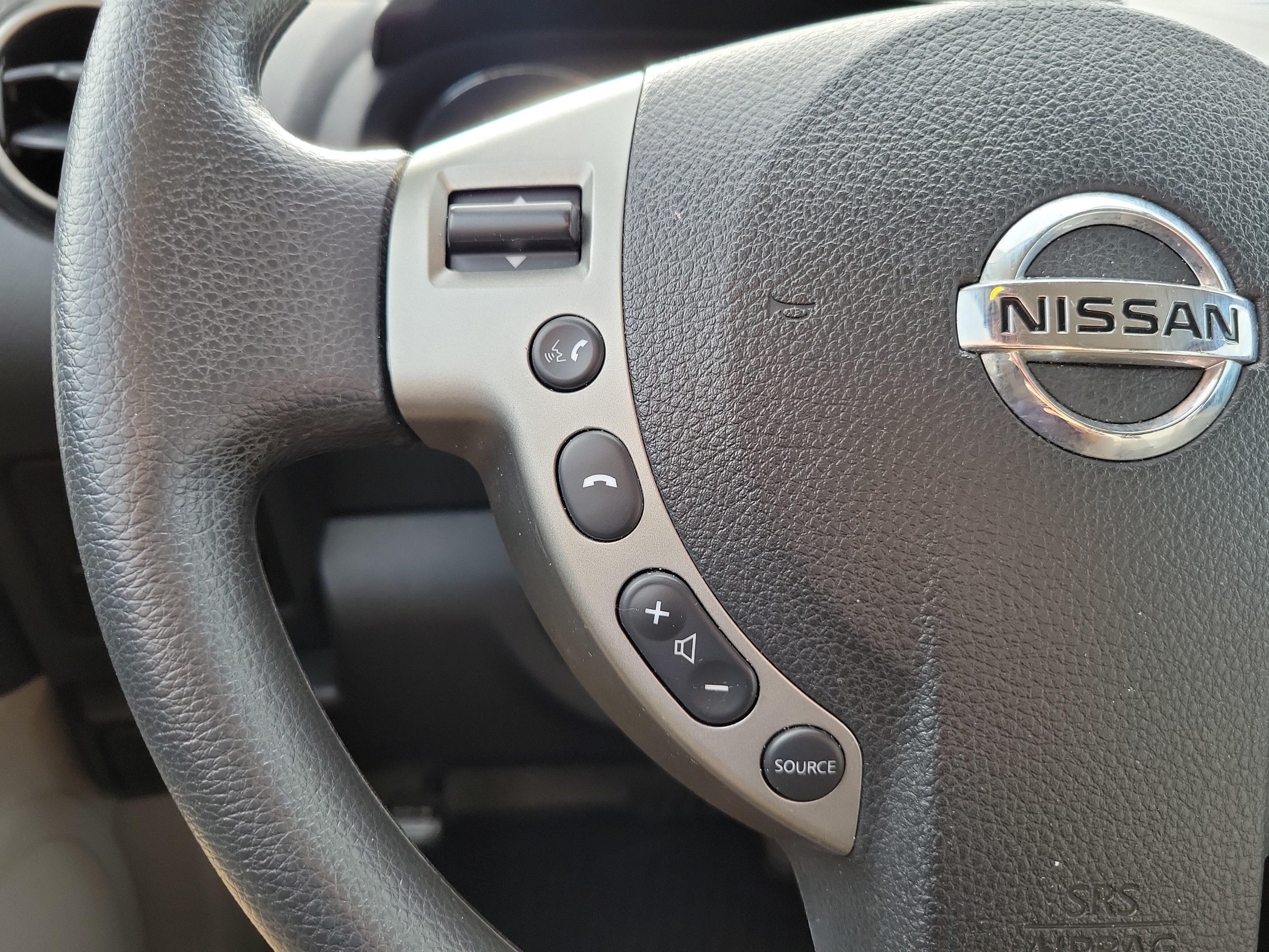 Used 2015 Nissan Rogue S w/ Convenience Package FWD image 26