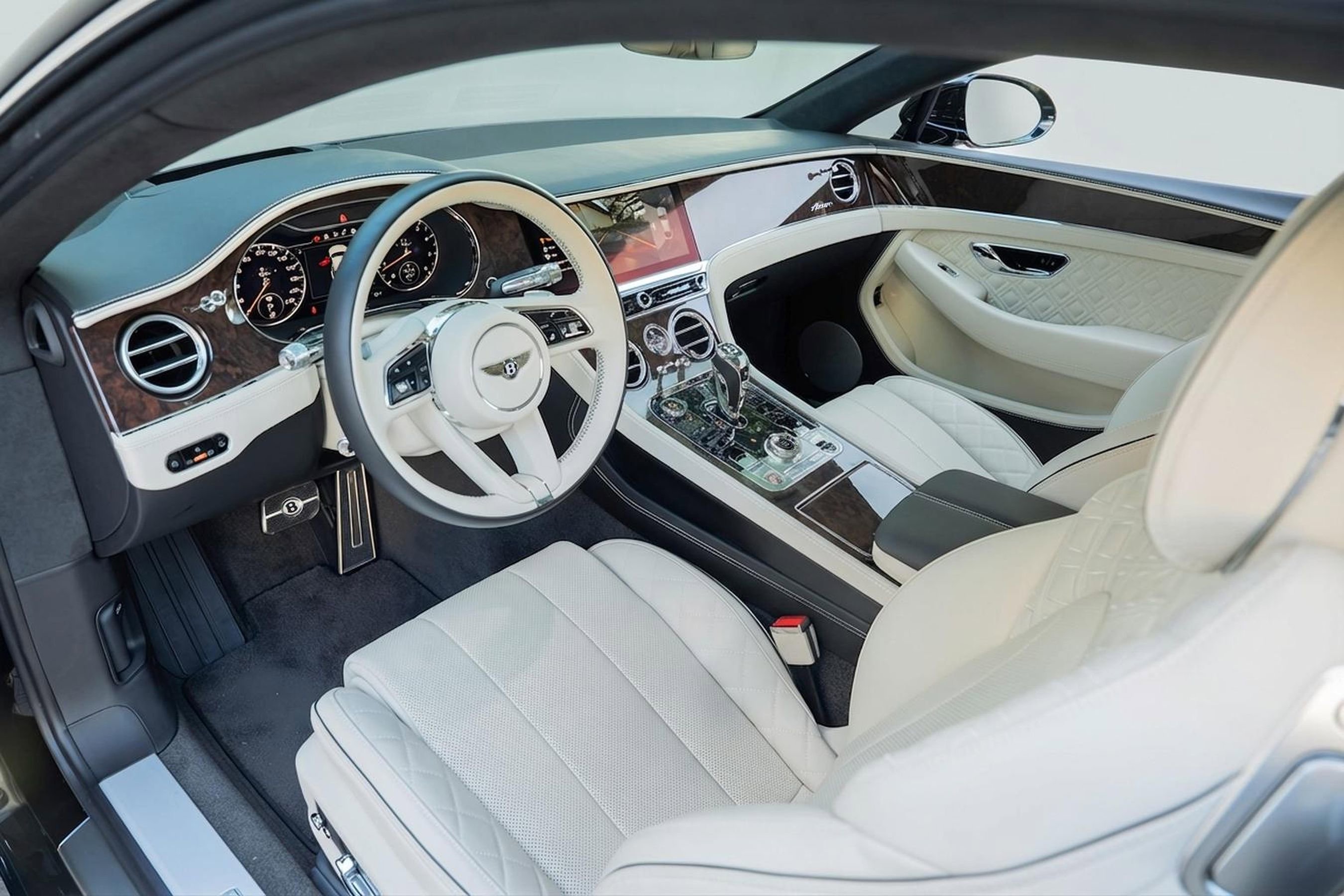 Used 2023 Bentley Continental GT Azure AWD/4WD image 9