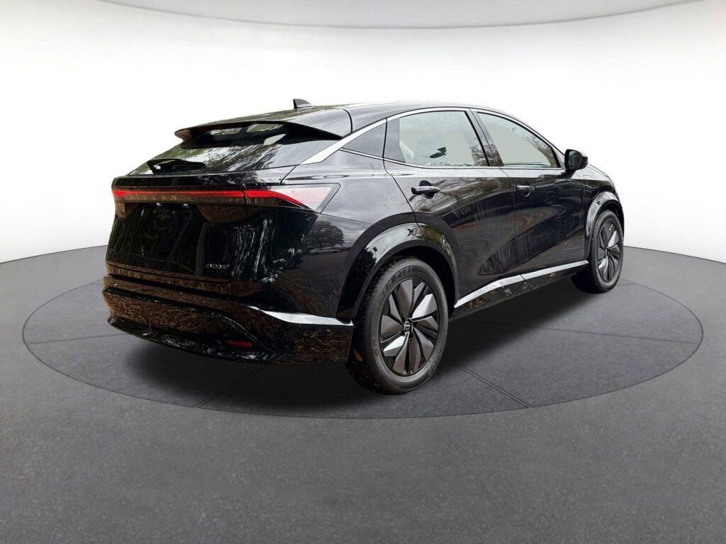 Certified 2024 Nissan Ariya FWD image 4