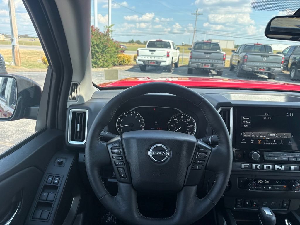 Used 2025 Nissan Frontier SV w/ SV Convenience Package AWD/4WD image 21