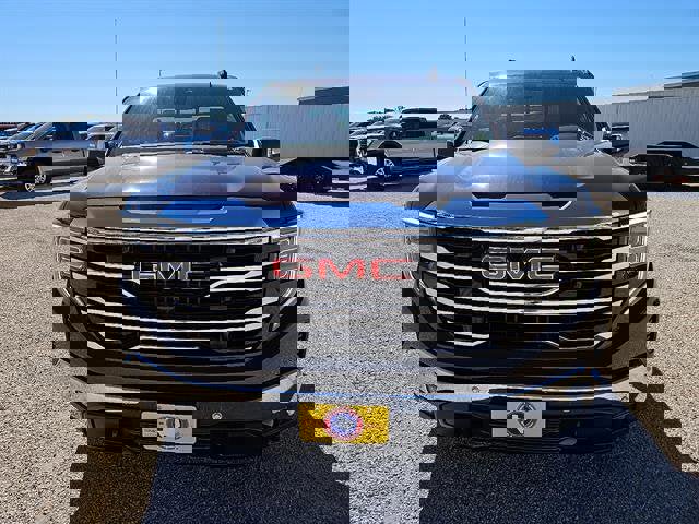 New 2026 GMC Sierra 1500 SLT image 8